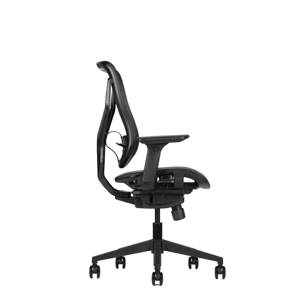 E-Form Chair with Headrest